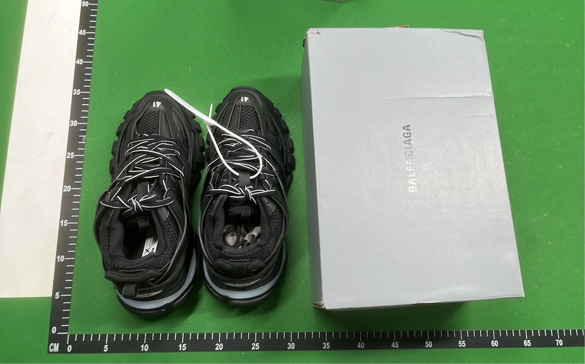 1:1 Batch BALENCIAGA Shoes  in the Best OopBuy Spreadsheet QC photos
