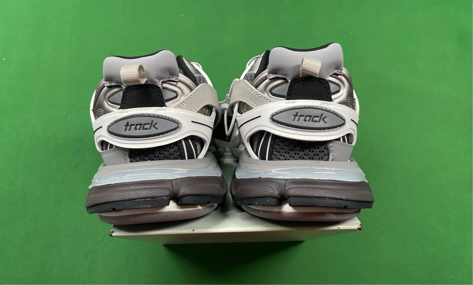 1:1 Batch BALENCIAGA Shoes  in the Best OopBuy Spreadsheet QC photos