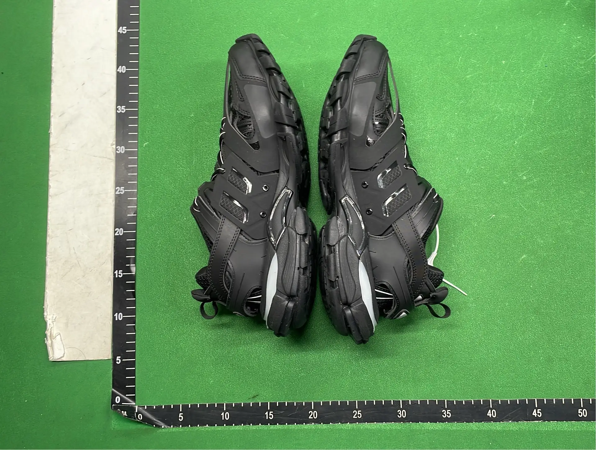 1:1 Batch BALENCIAGA Shoes  in the Best OopBuy Spreadsheet QC photos