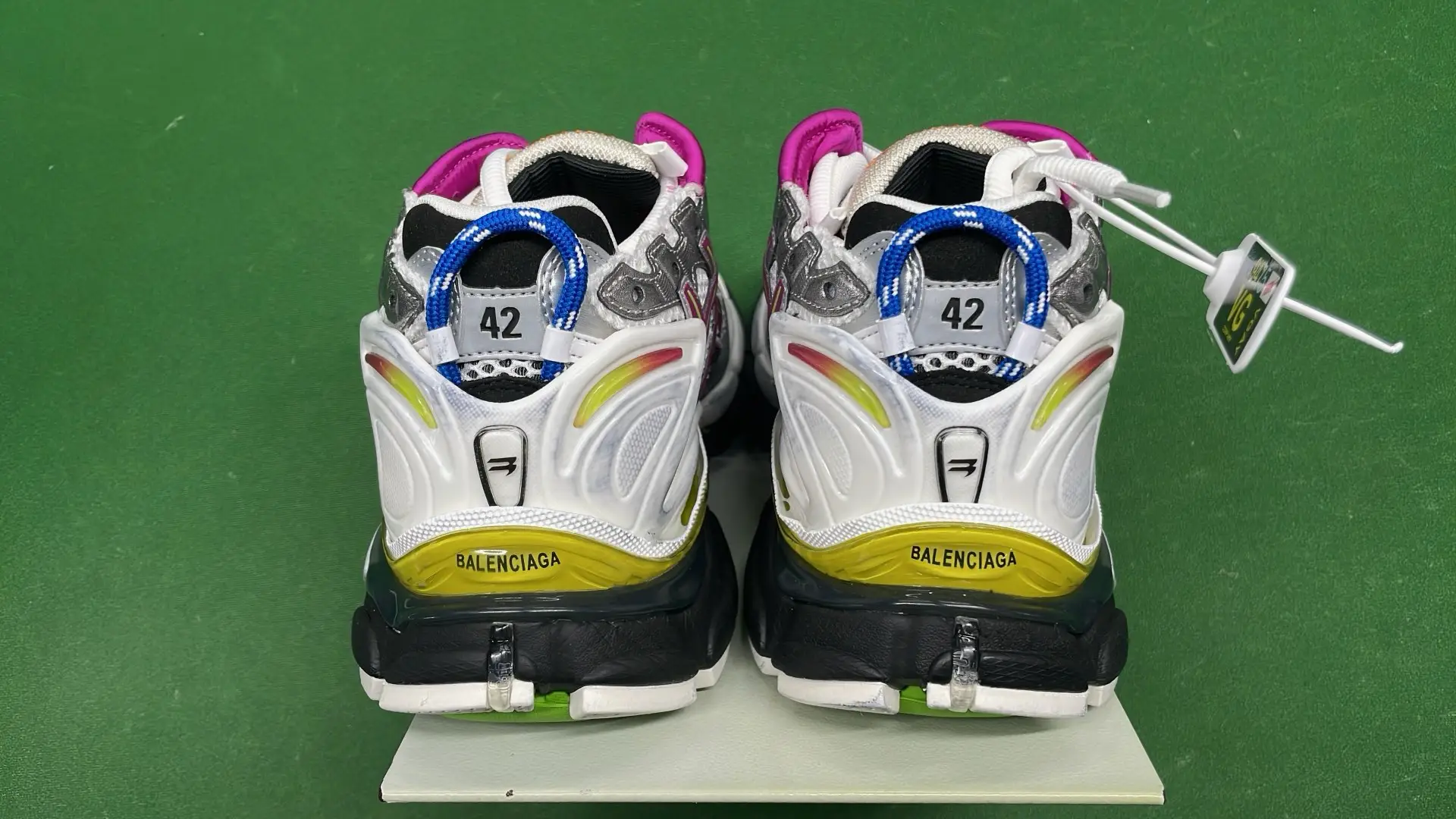  BALENCIAGA Runner Shoes-5 （Excellent） – QC photos preview | CnFans  | 7583189568
