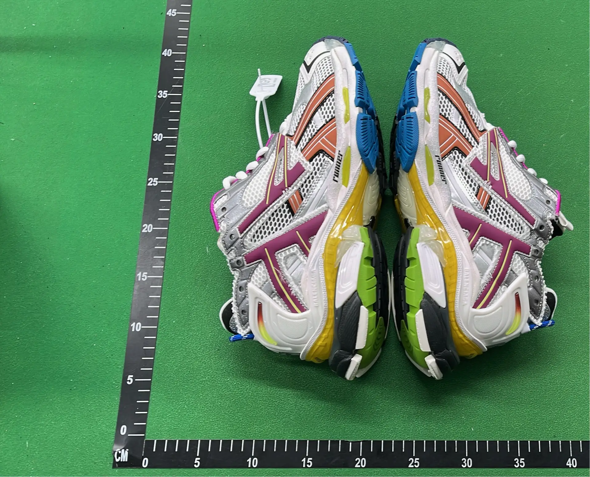  BALENCIAGA Runner Shoes-5 （Excellent） – QC photos preview | CnFans  | 7583189568