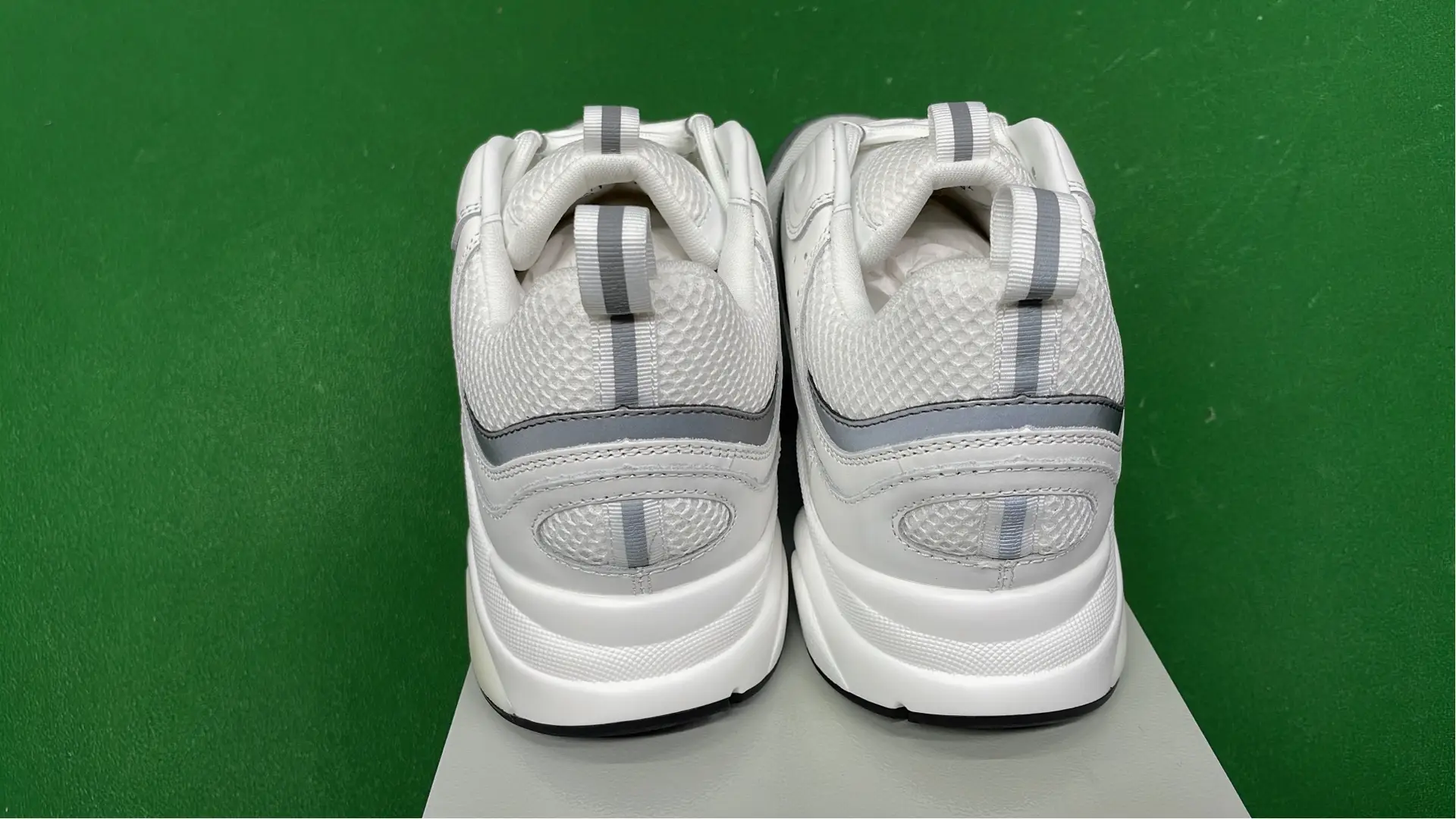 1:1 Batch DIOR B22 shoes  in the Best OopBuy Spreadsheet QC photos