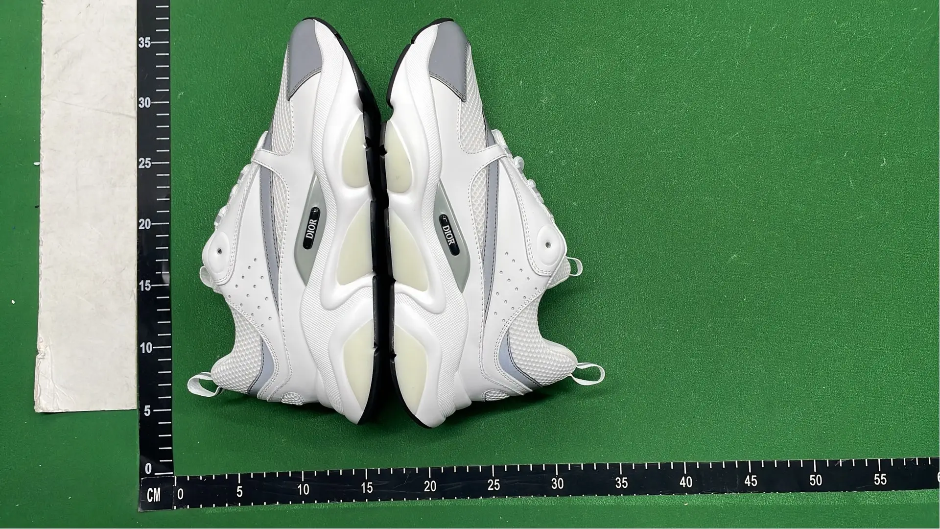 1:1 Batch DIOR B22 shoes  in the Best OopBuy Spreadsheet QC photos