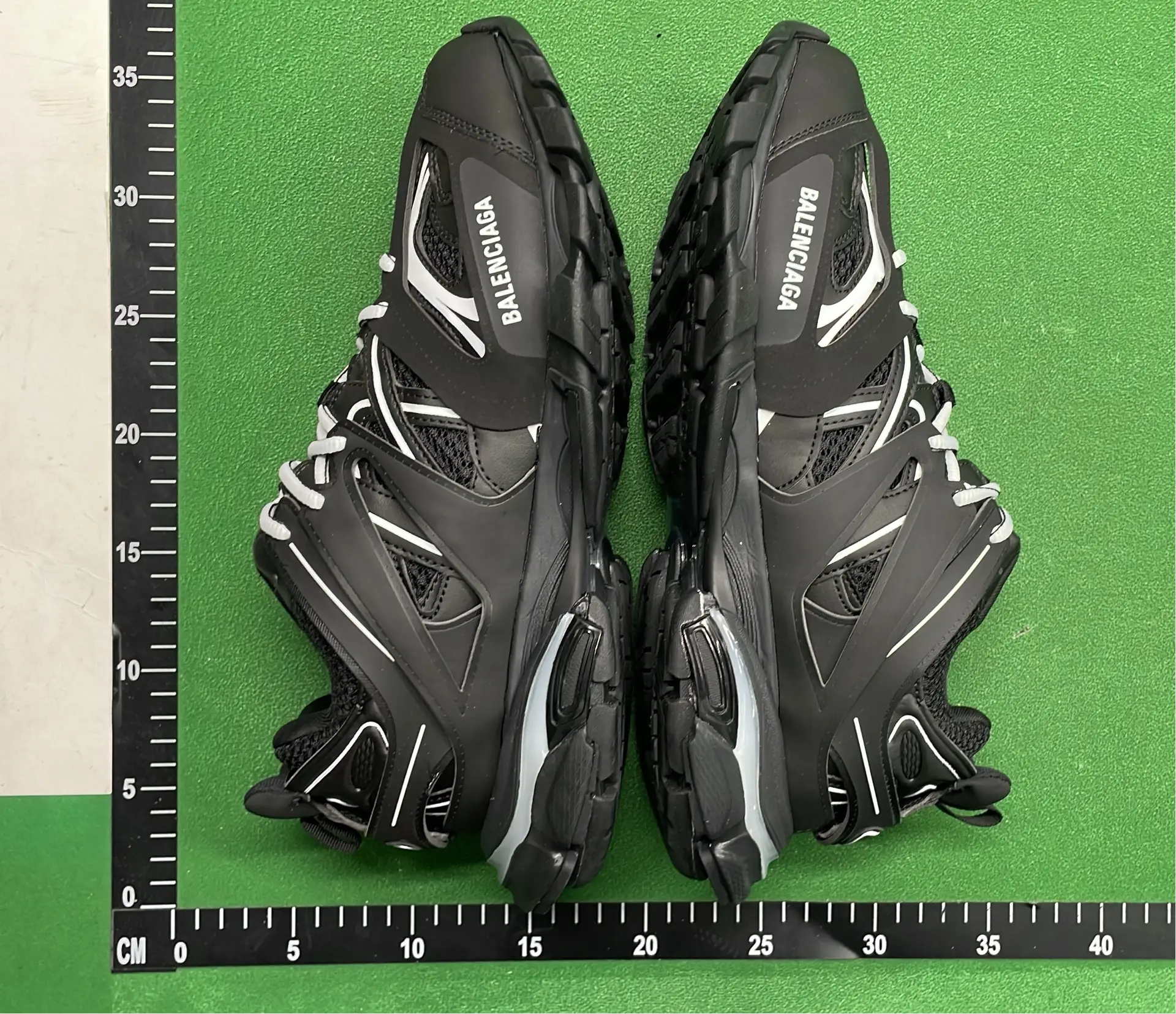  🔥1:1 batch Balenciaga Track 1.0 – QC photos preview | CnFans  | 7581388025