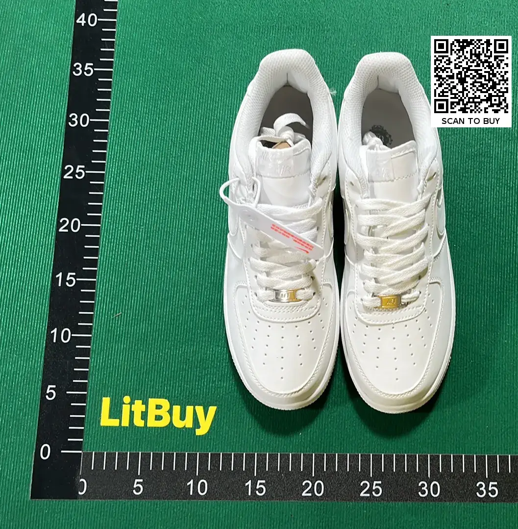 Nike Air Force 1 (20+)  in the Best OopBuy Spreadsheet QC photos