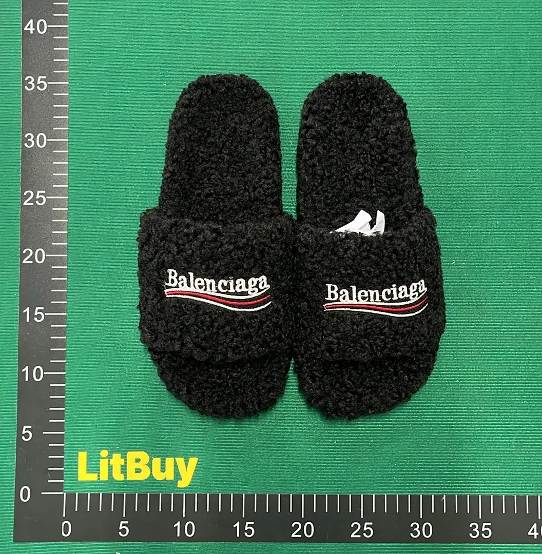 Balenciaga Furry (5+)  in the Best OopBuy Spreadsheet QC photos