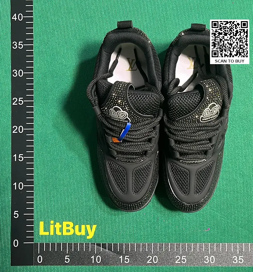 Shoes of L'SS LV LOUIS VUITTON  in the Best OopBuy Spreadsheet QC photos