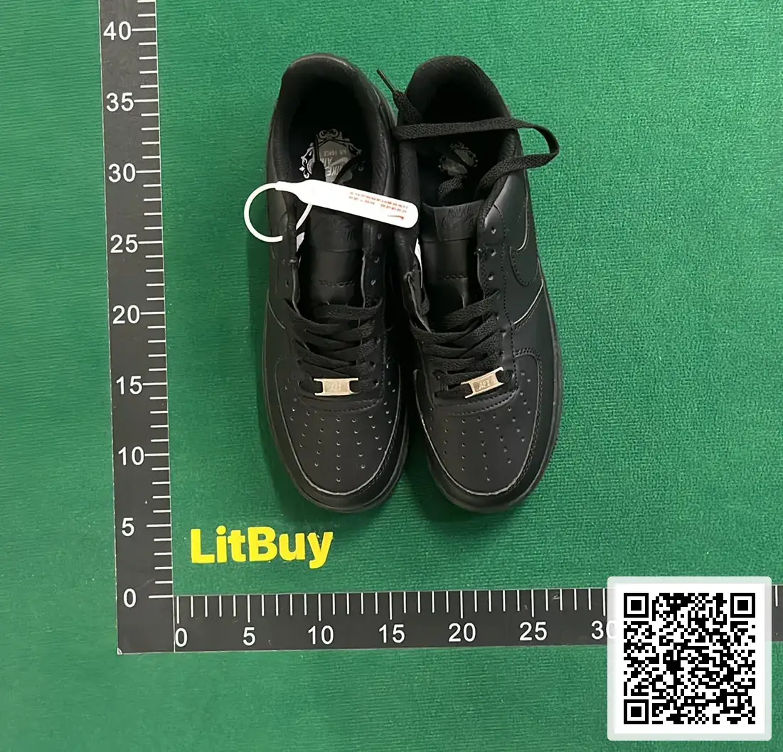 Nike Air Force 1 (20+)  in the Best OopBuy Spreadsheet QC photos