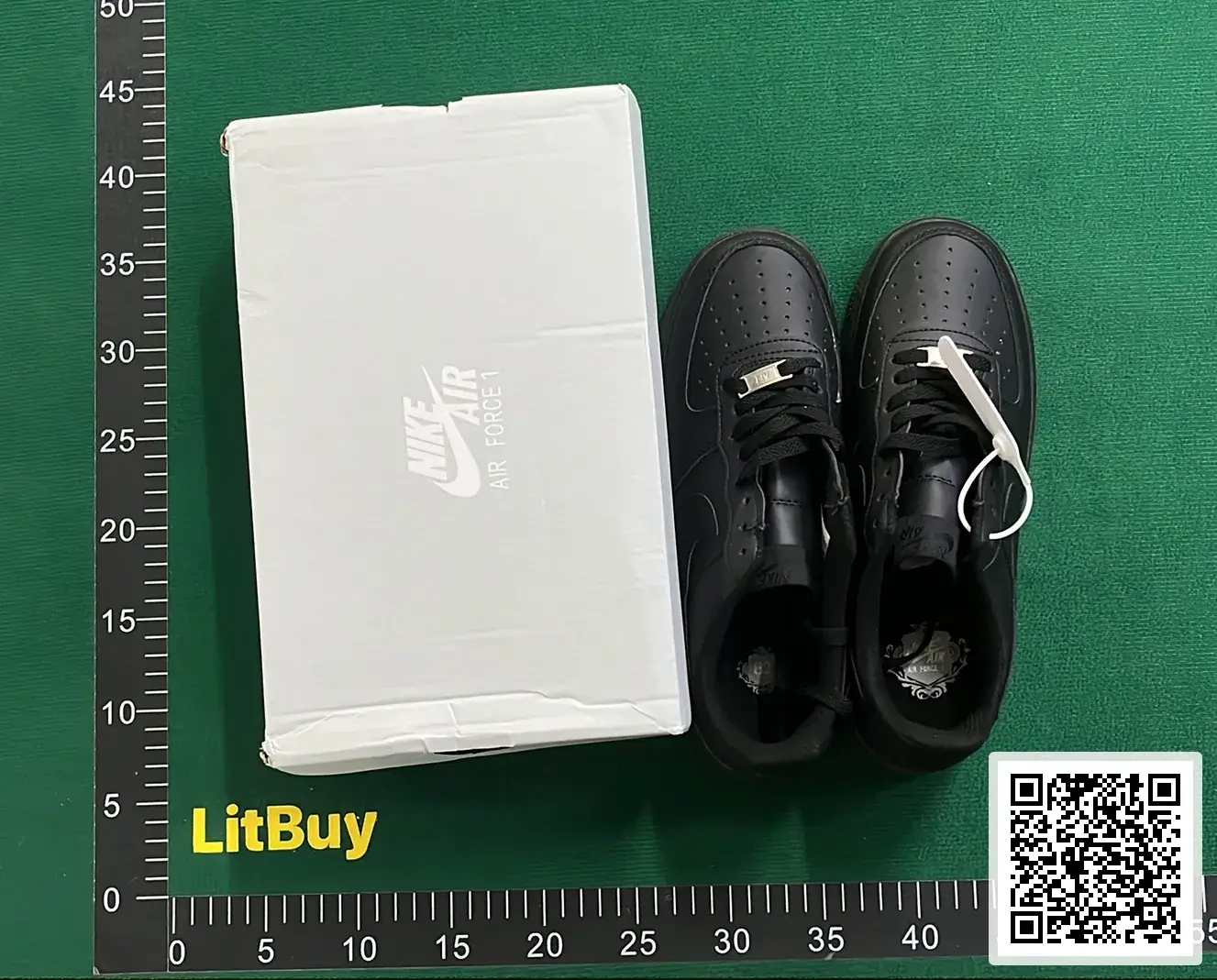 Nike Air Force 1 (20+)  in the Best OopBuy Spreadsheet QC photos
