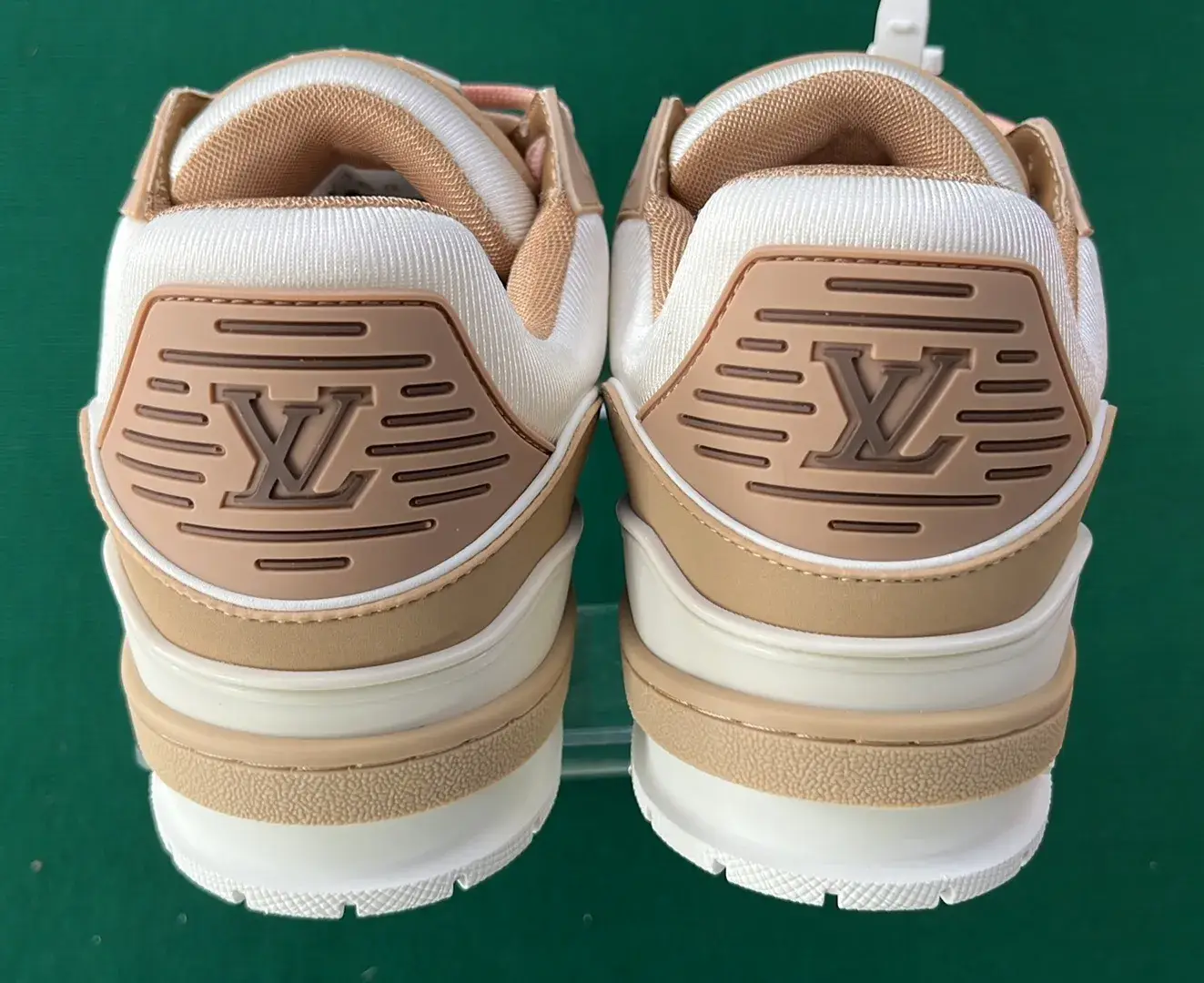 Louis Vuitton Trainer （25+）  in the Best OopBuy Spreadsheet QC photos