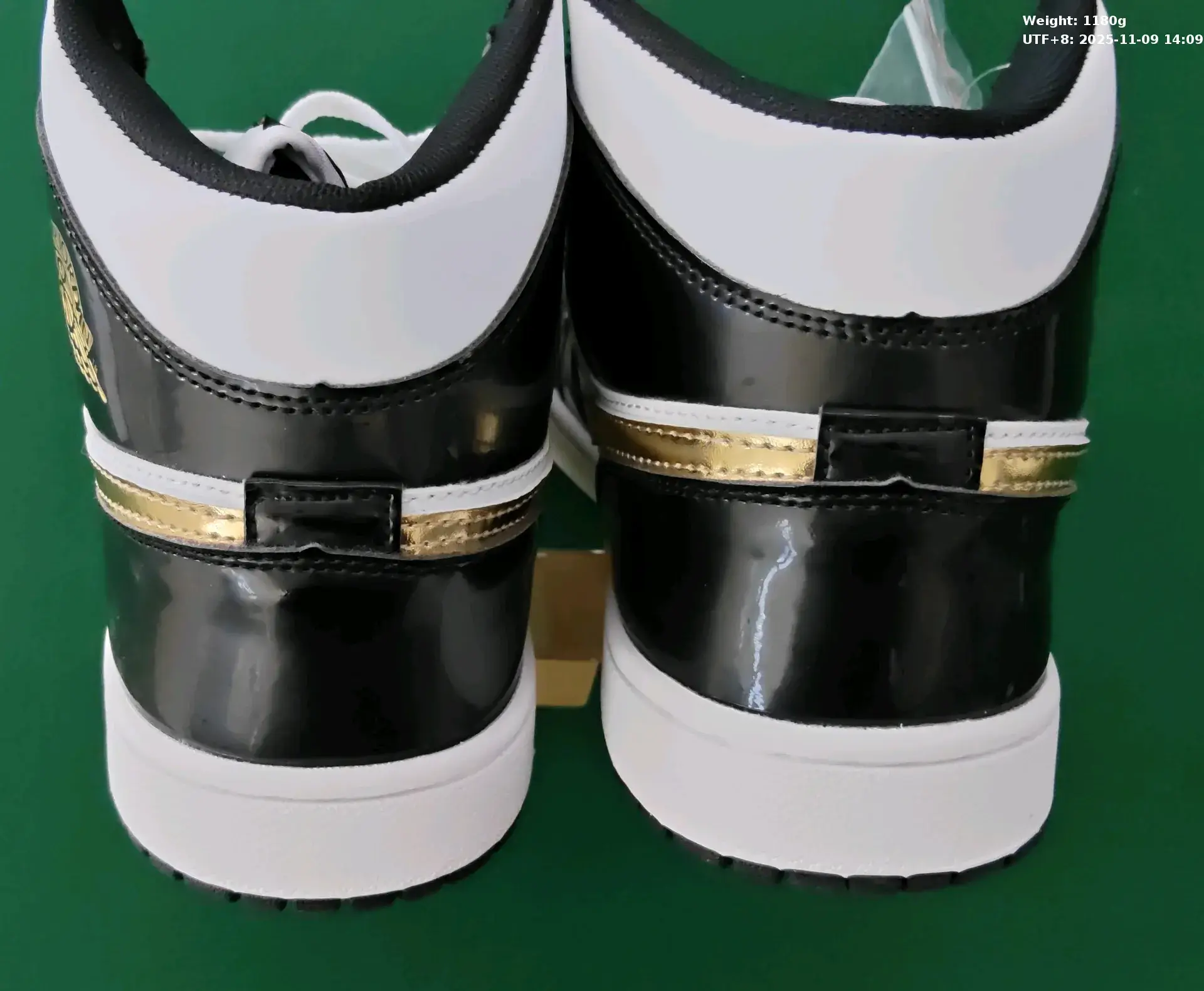 B0D 1.0中帮复古篮球鞋-L  in the Best OopBuy Spreadsheet QC photos