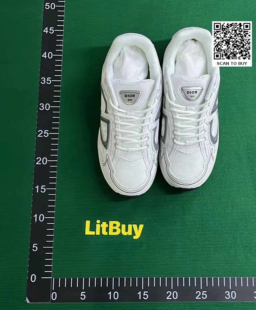 DC B30-L  in the Best OopBuy Spreadsheet QC photos