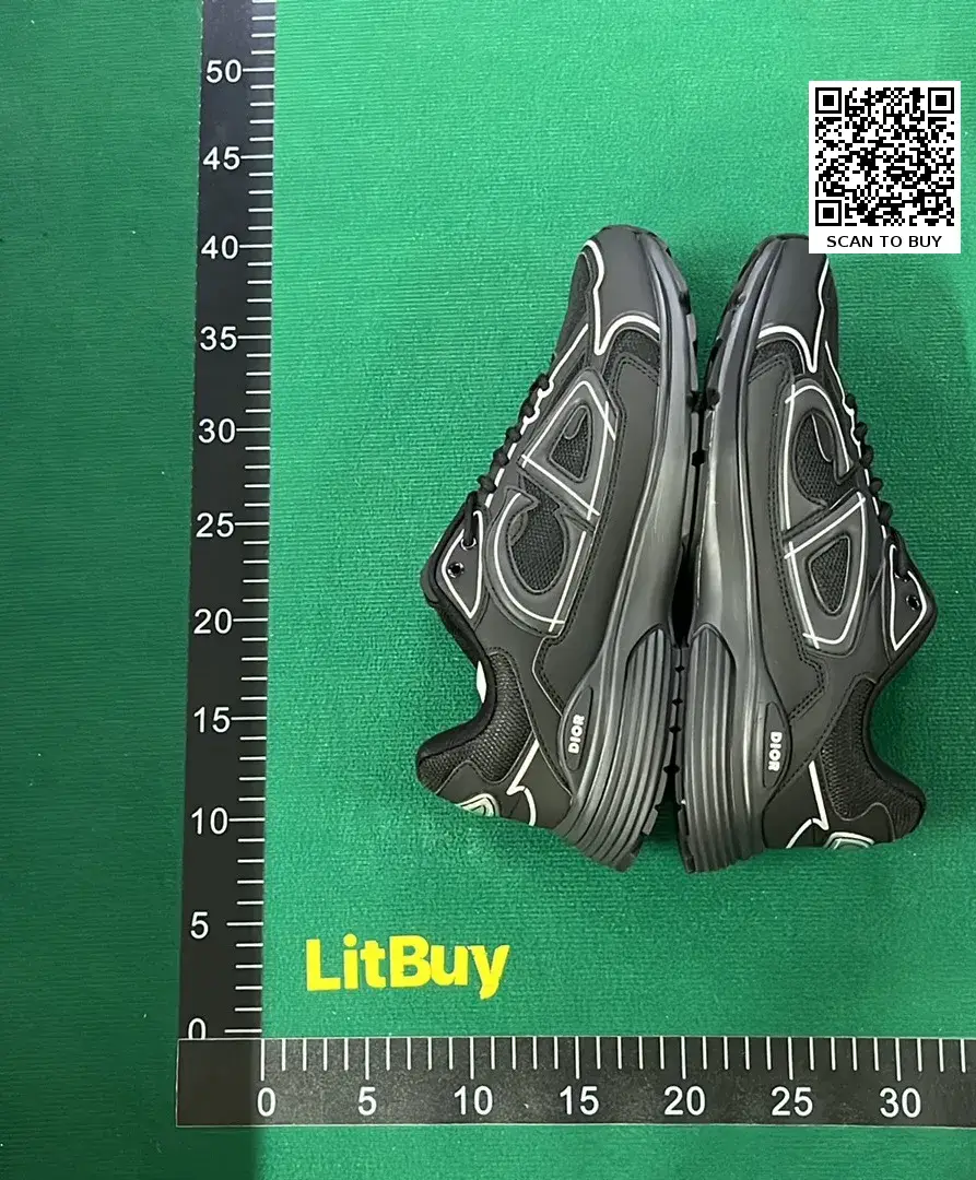 DC B30-L  in the Best OopBuy Spreadsheet QC photos