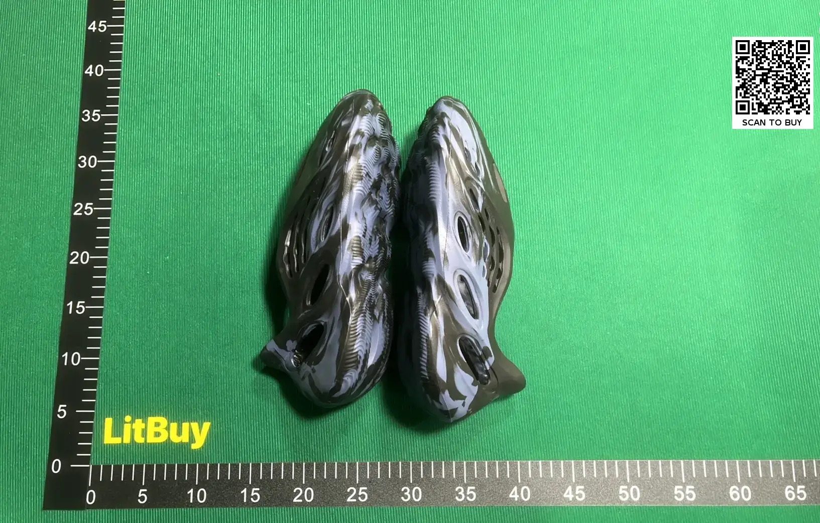 Adidas Originals Yeezy Foam Runner（10+）  in the Best OopBuy Spreadsheet QC photos
