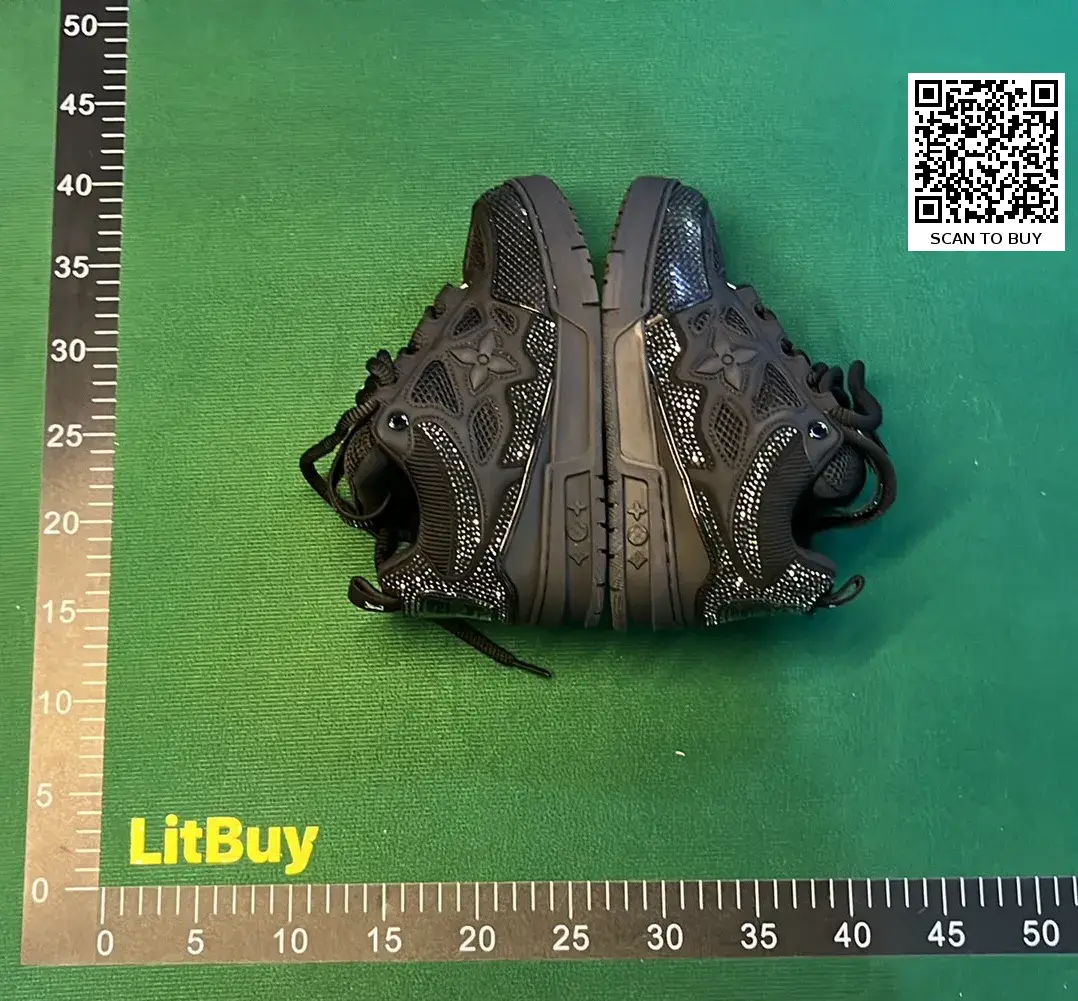 Shoes of L'SS LV LOUIS VUITTON  in the Best OopBuy Spreadsheet QC photos