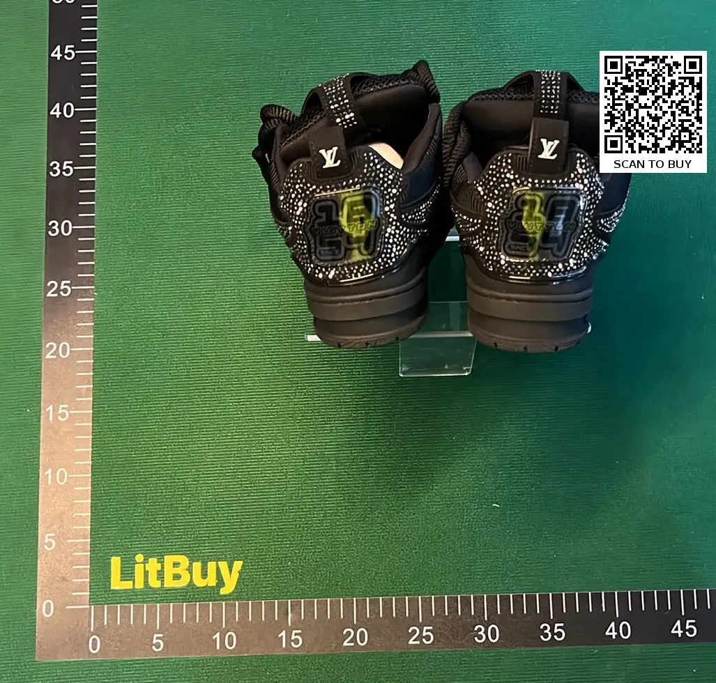 Shoes of L'SS LV LOUIS VUITTON  in the Best OopBuy Spreadsheet QC photos