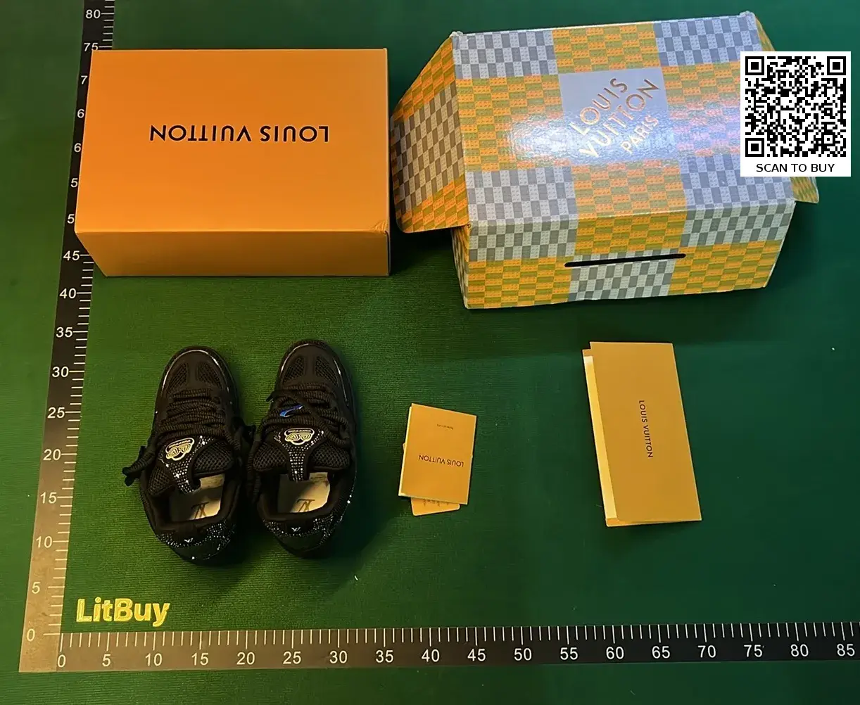 Shoes of L'SS LV LOUIS VUITTON  in the Best OopBuy Spreadsheet QC photos