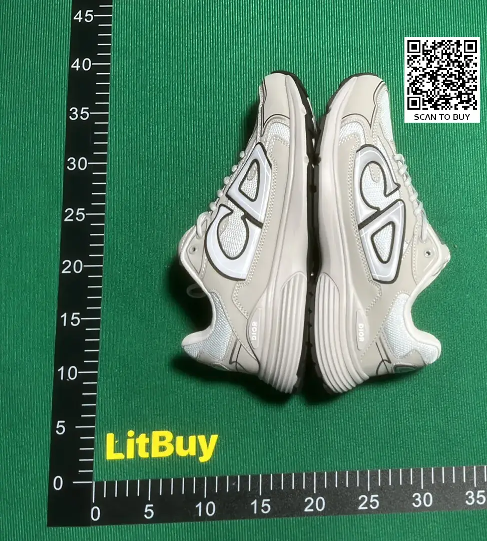 DC B30-L  in the Best OopBuy Spreadsheet QC photos