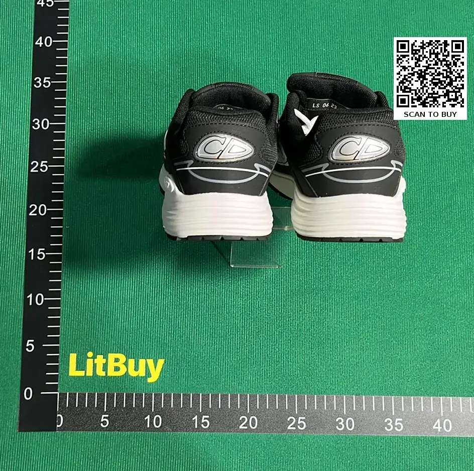 DC B30-L  in the Best OopBuy Spreadsheet QC photos