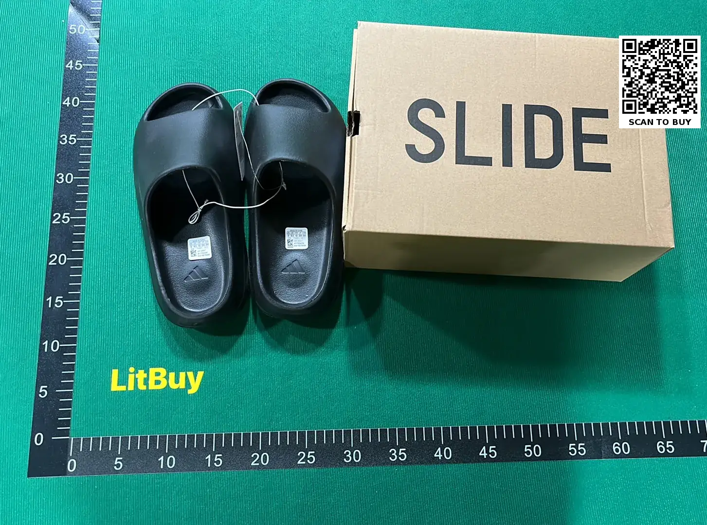 Adidas Originals Yeezy Slide (10+)  in the Best OopBuy Spreadsheet QC photos