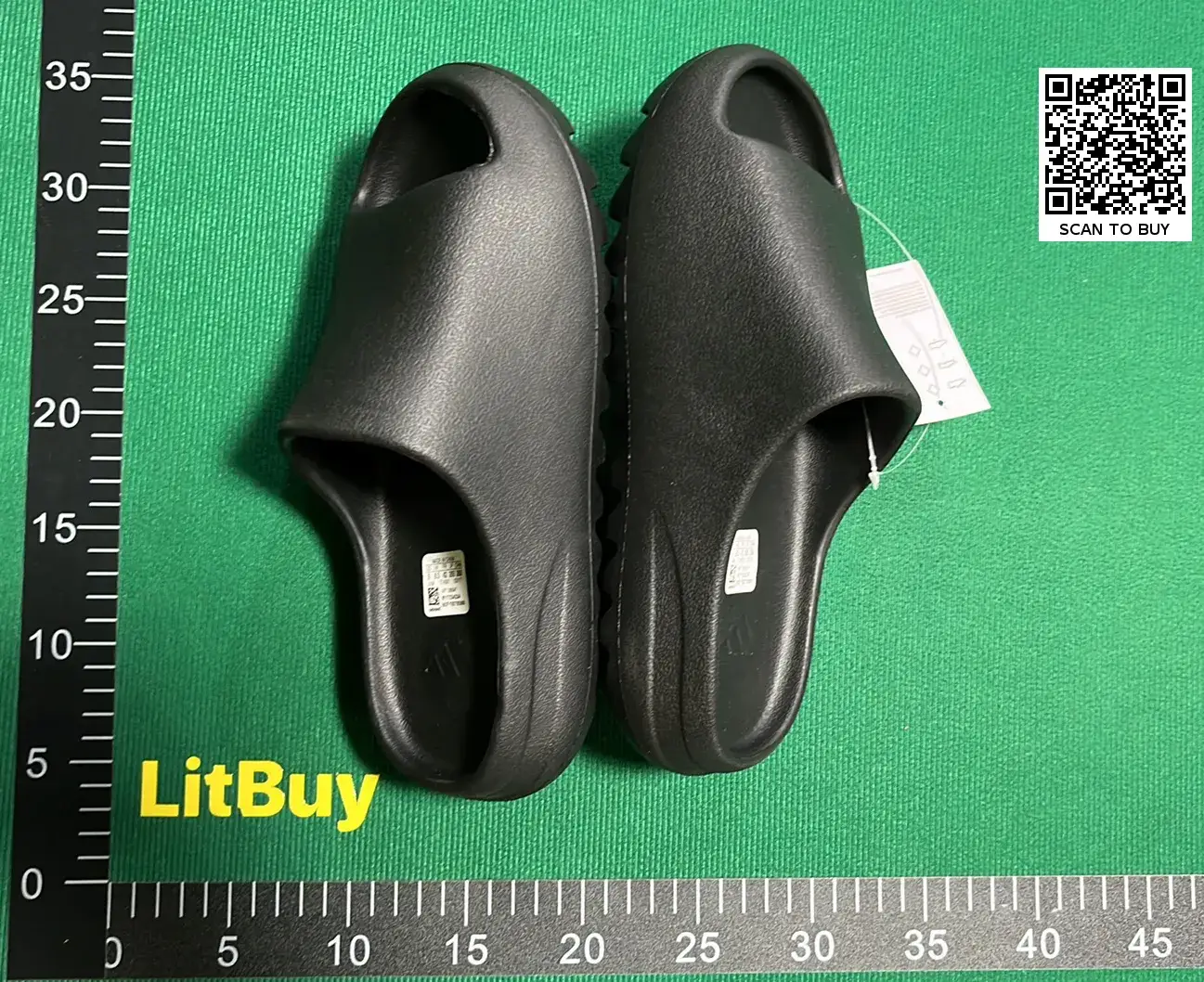 Adidas Originals Yeezy Slide (10+)  in the Best OopBuy Spreadsheet QC photos