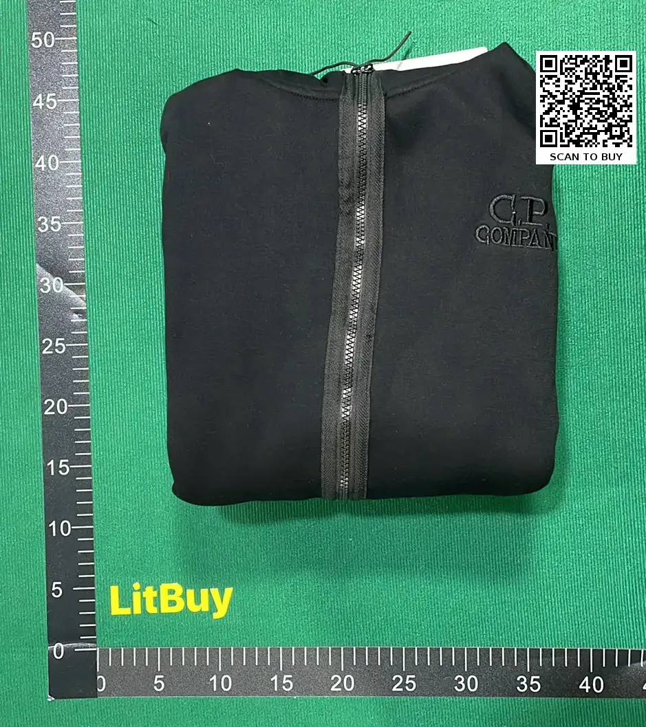 1:1 Batch C.P Hooded Sweatshirt Zip-Up Jacket  in the Best OopBuy Spreadsheet QC photos