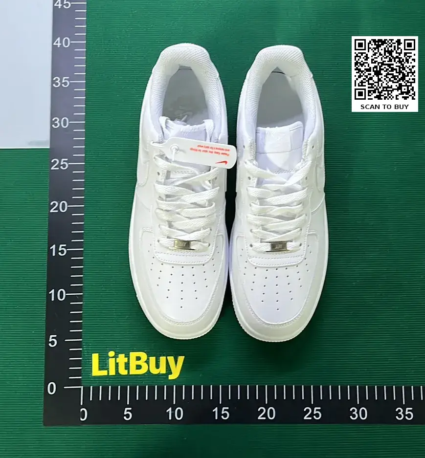 Nike Air Force 1 (20+)  in the Best OopBuy Spreadsheet QC photos