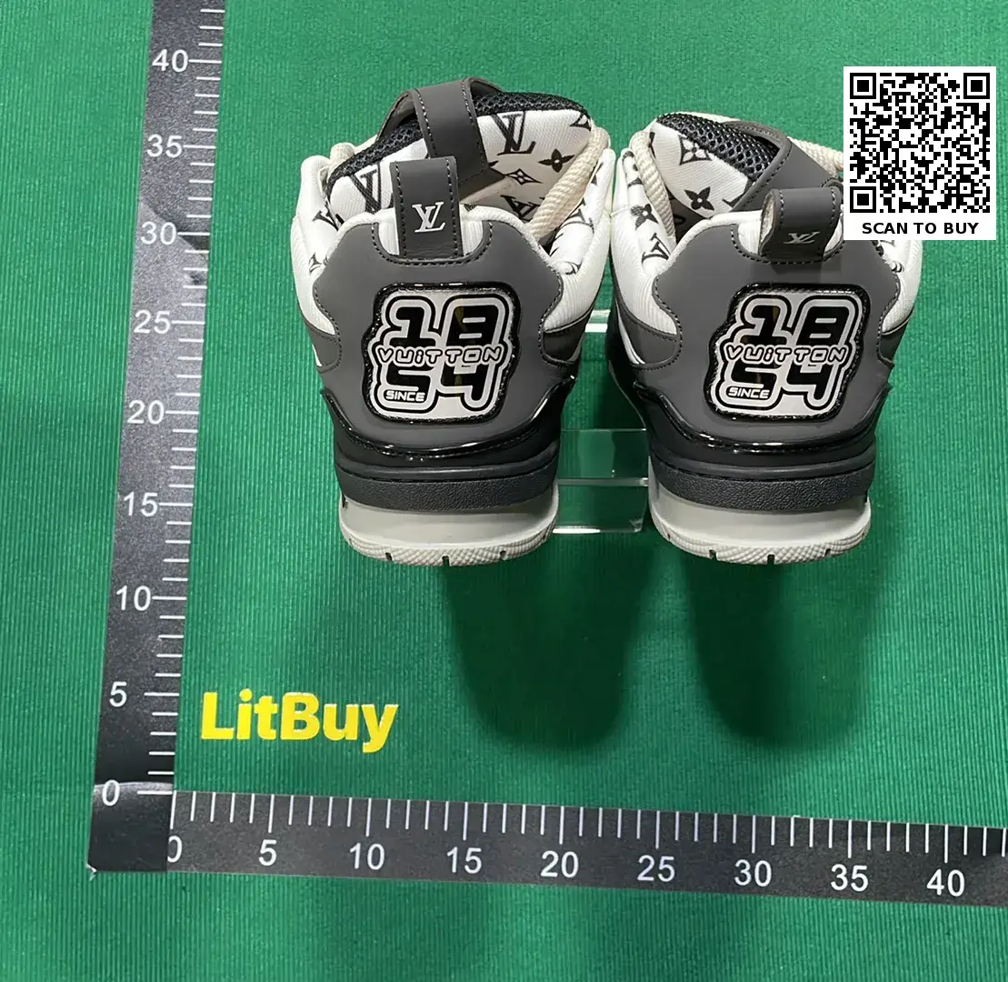 Shoes of L'SS LV LOUIS VUITTON  in the Best OopBuy Spreadsheet QC photos