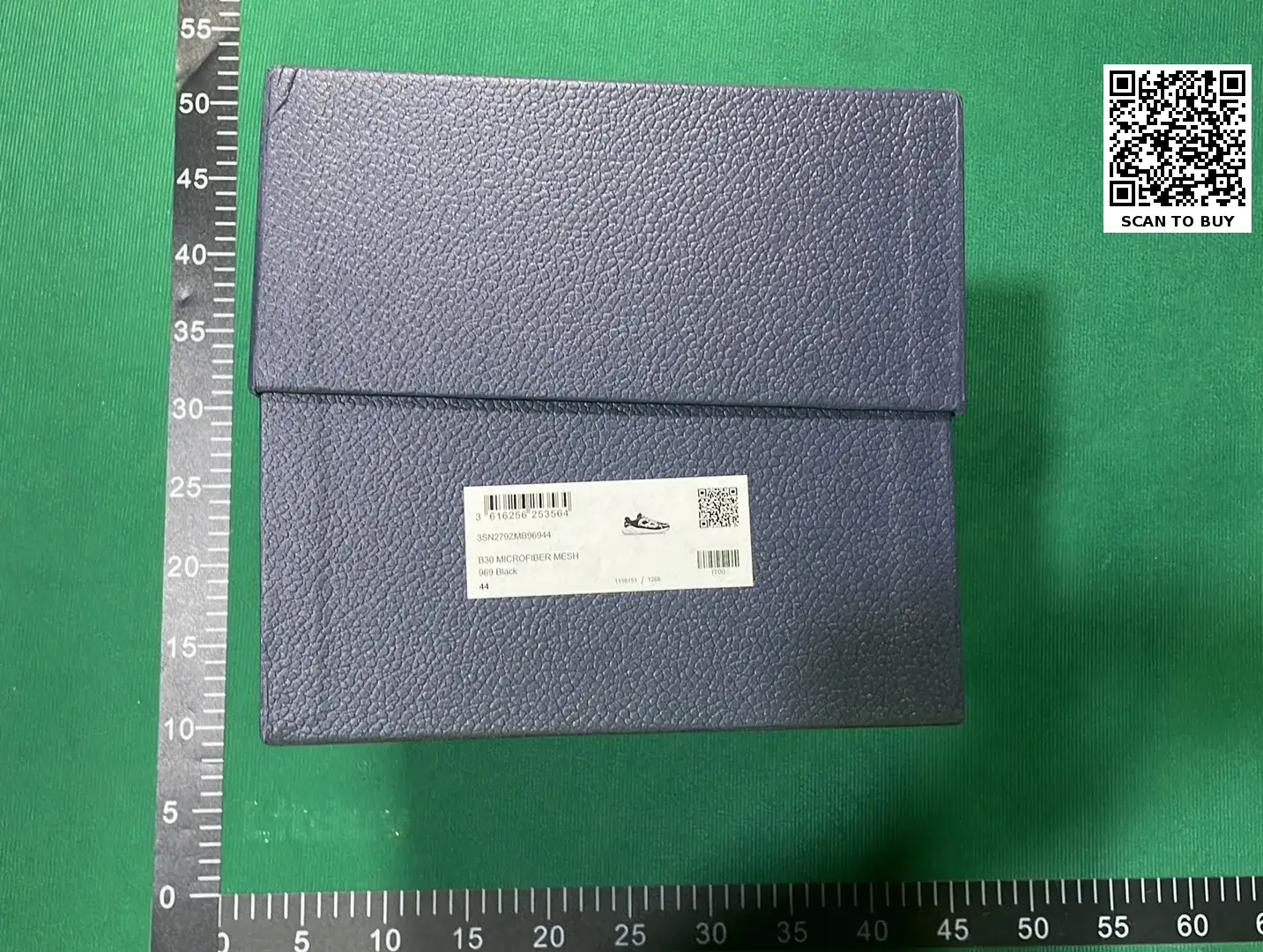 DC B30-L  in the Best OopBuy Spreadsheet QC photos