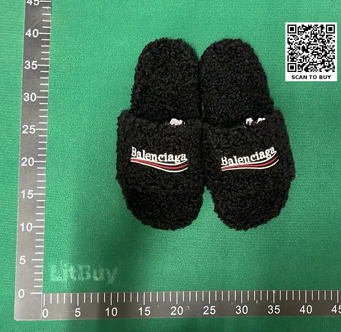 Balenciaga Furry (5+)  in the Best OopBuy Spreadsheet QC photos