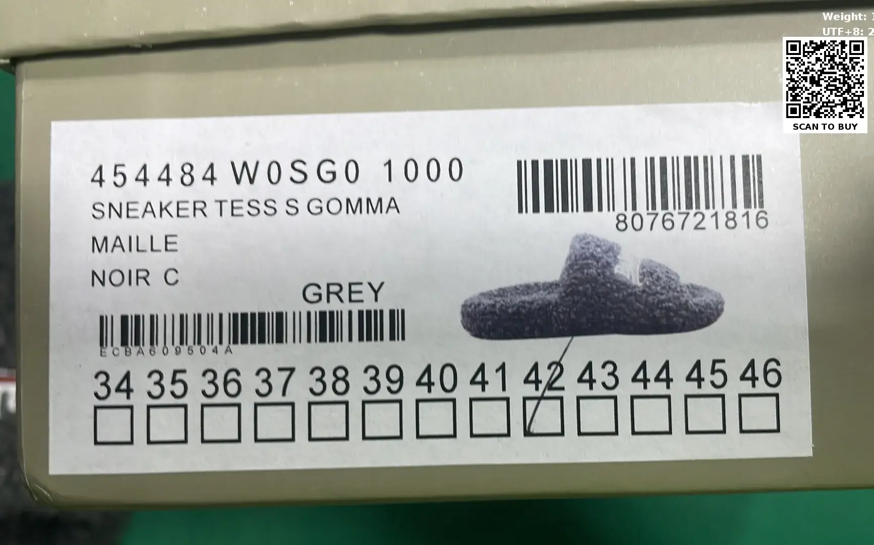 Balenciaga Furry (5+)  in the Best OopBuy Spreadsheet QC photos