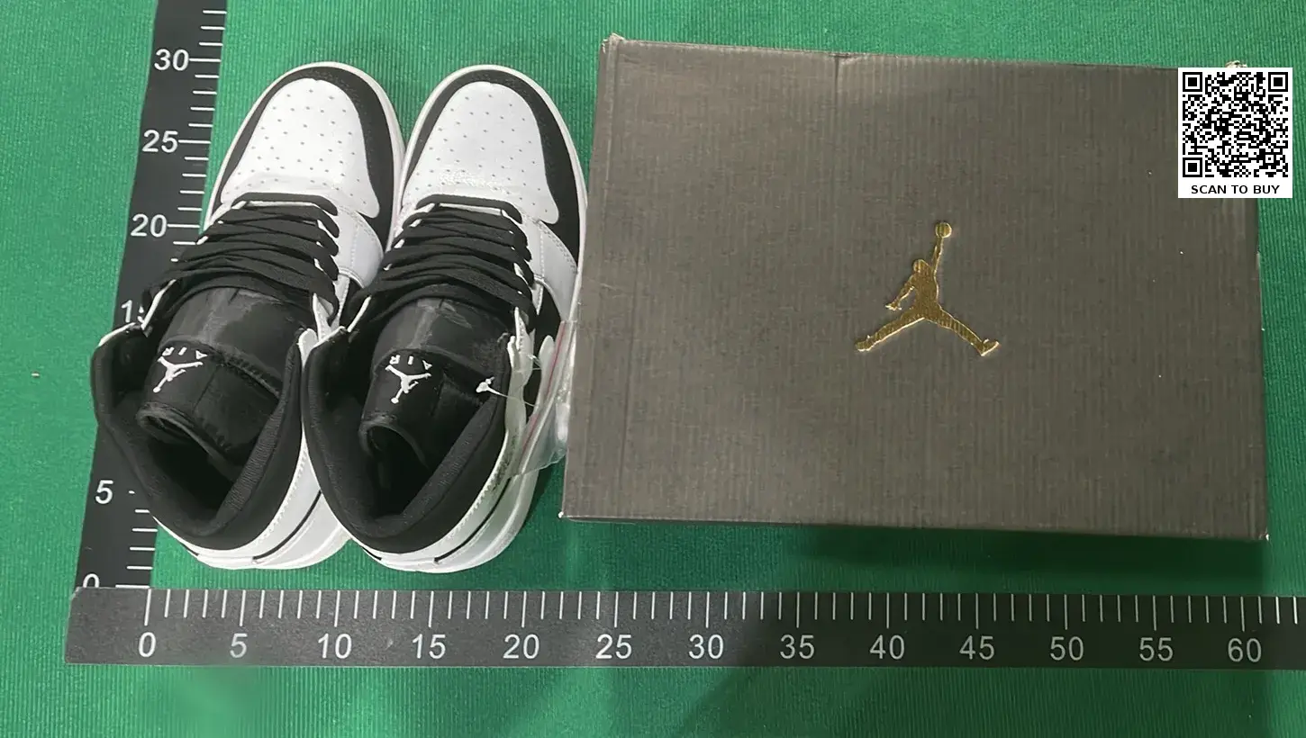 B0D 1.0中帮复古篮球鞋-L  in the Best OopBuy Spreadsheet QC photos