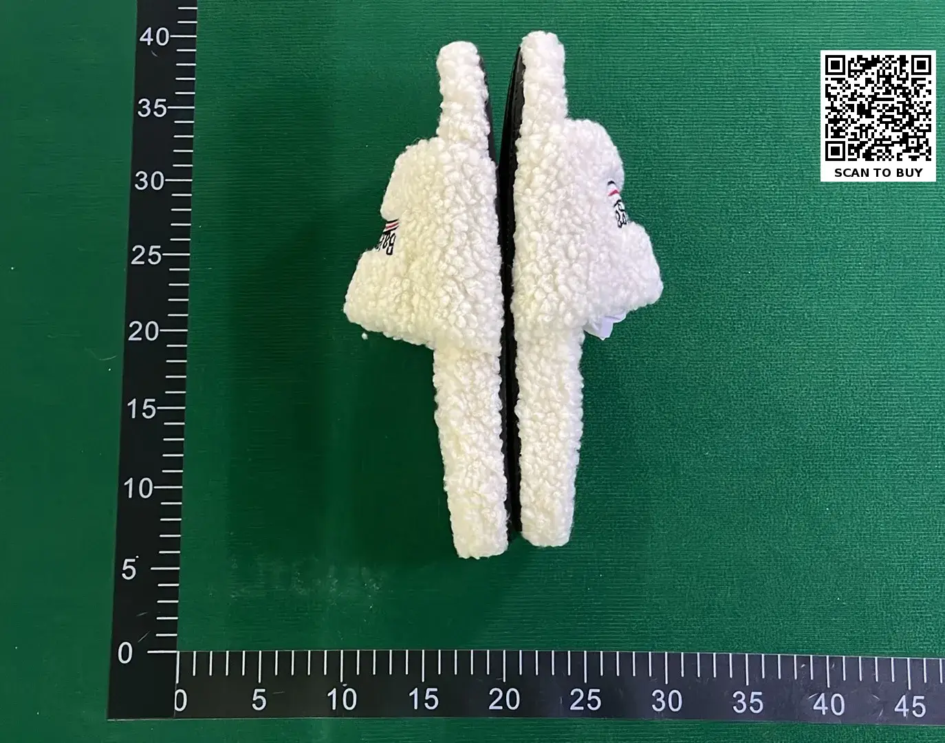 Balenciaga Furry (5+)  in the Best OopBuy Spreadsheet QC photos