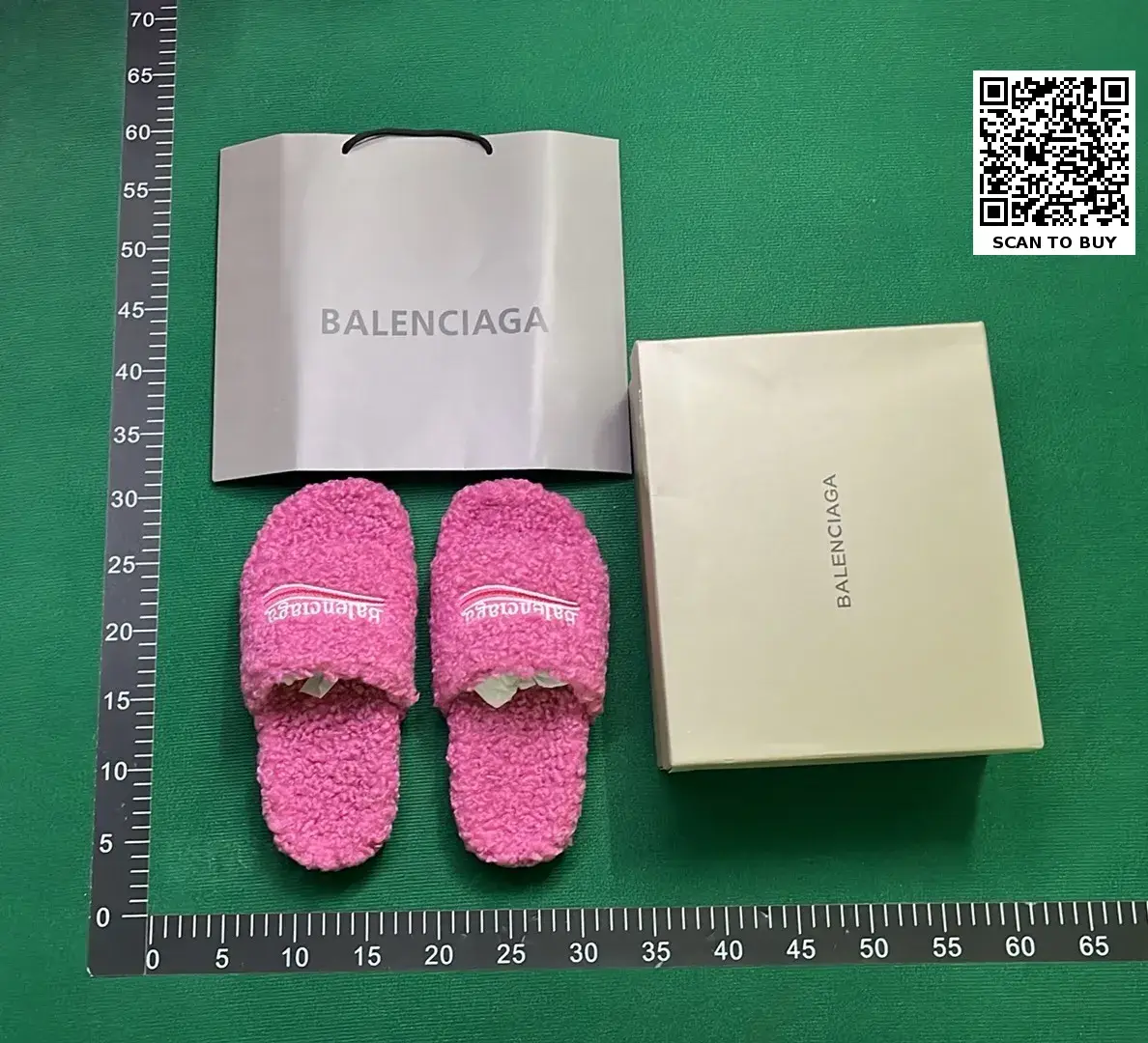 Balenciaga Furry (5+)  in the Best OopBuy Spreadsheet QC photos
