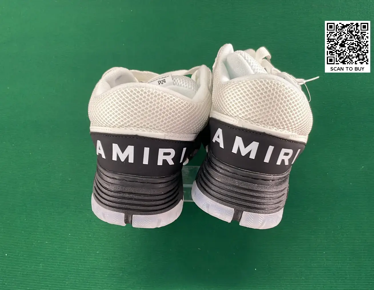 A casual shoes  in the Best OopBuy Spreadsheet QC photos