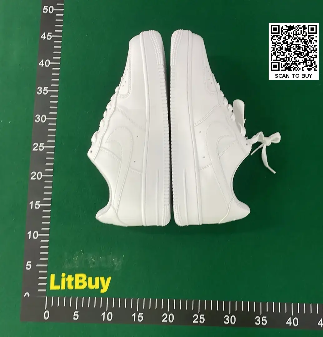 Nike Air Force 1 (3+)  in the Best OopBuy Spreadsheet QC photos