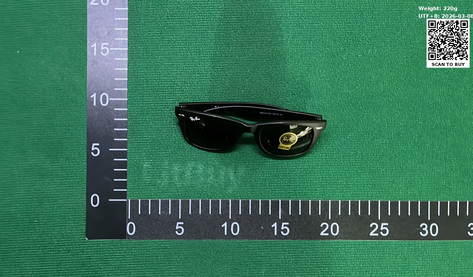 时尚潮流墨镜  in the Best OopBuy Spreadsheet QC photos