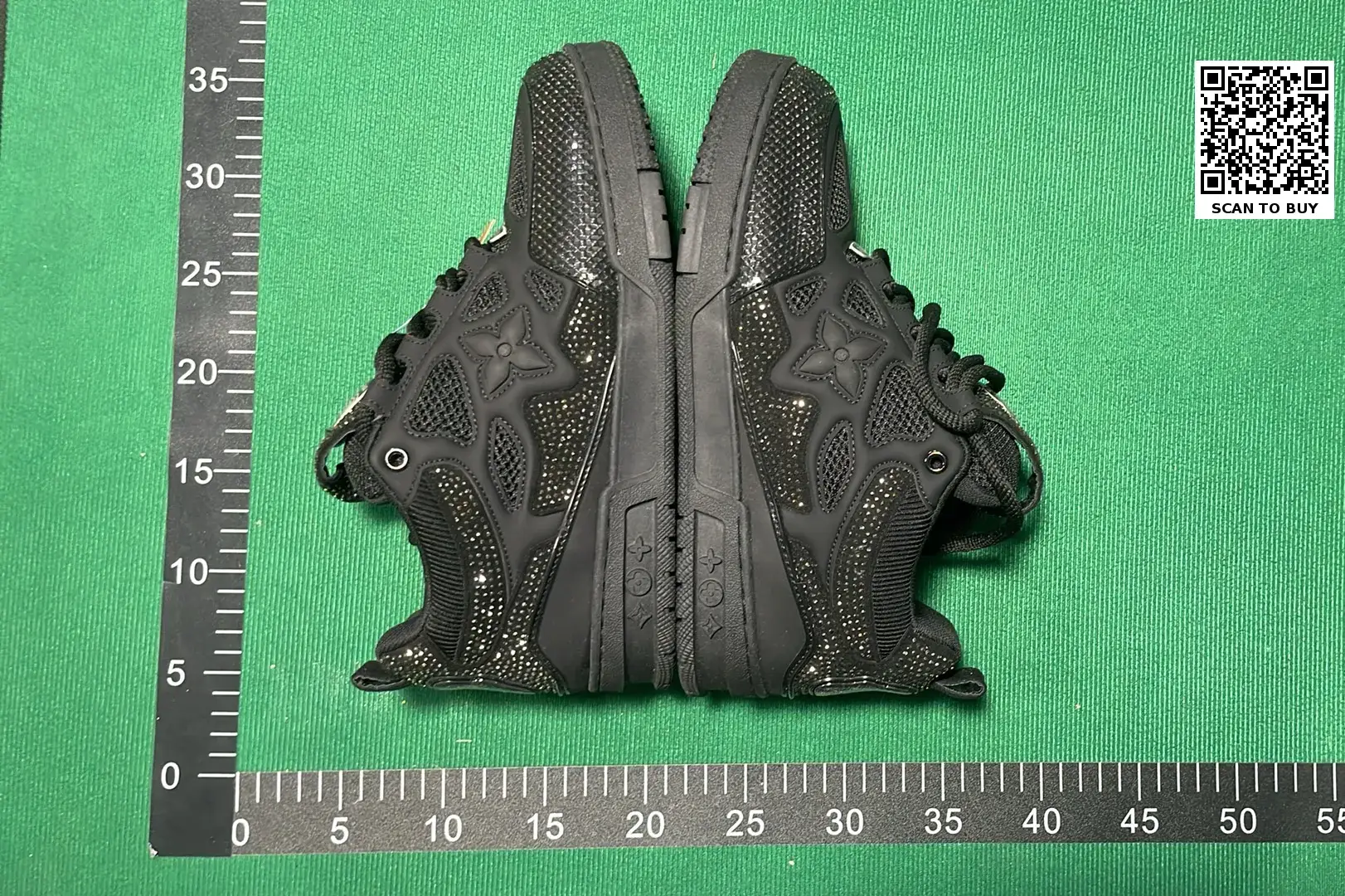 Shoes of L'SS LV LOUIS VUITTON  in the Best OopBuy Spreadsheet QC photos