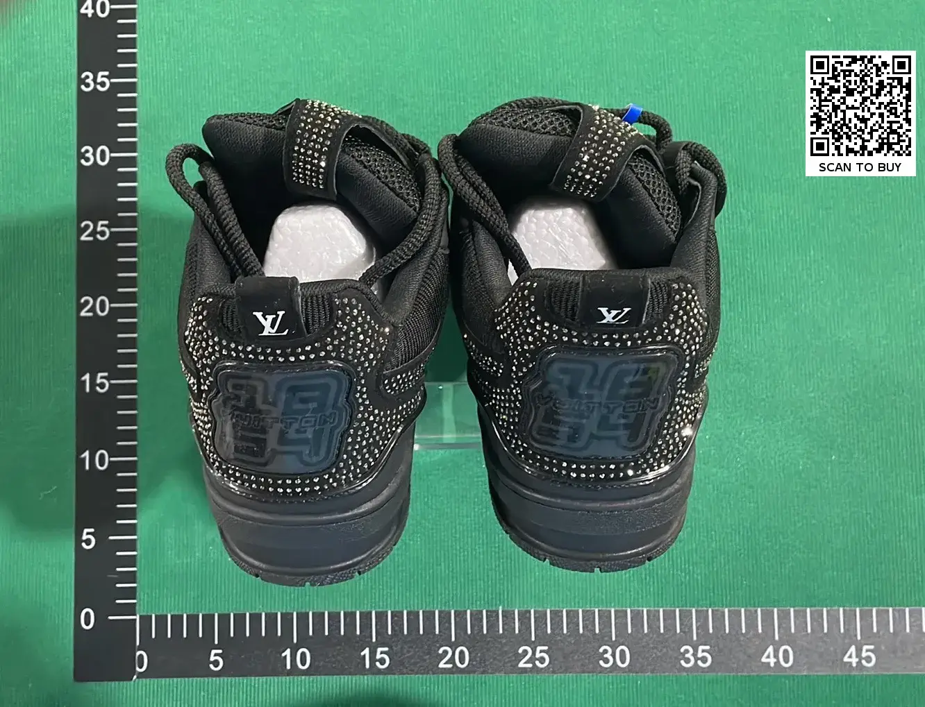 Shoes of L'SS LV LOUIS VUITTON  in the Best OopBuy Spreadsheet QC photos