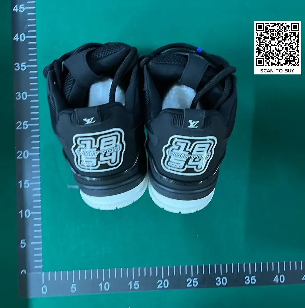 Shoes of L'SS LV LOUIS VUITTON  in the Best OopBuy Spreadsheet QC photos