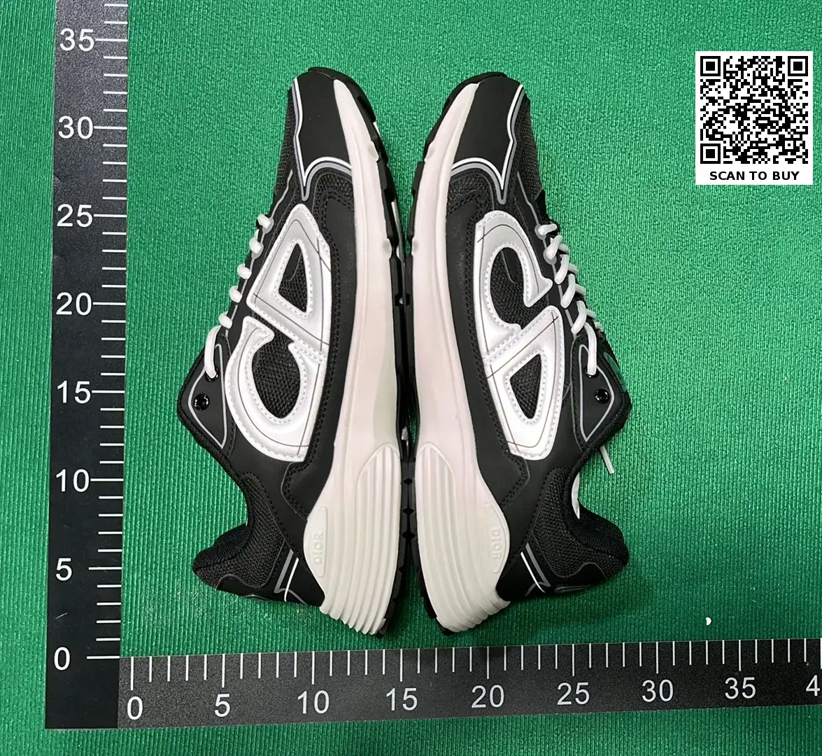 DC B30-L  in the Best OopBuy Spreadsheet QC photos