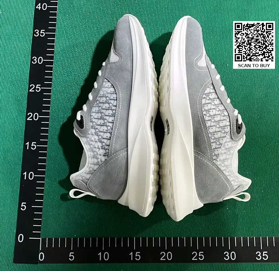 🔥1:1 batch Dior B25 'Dior Oblique - Olive'  in the Best OopBuy Spreadsheet QC photos