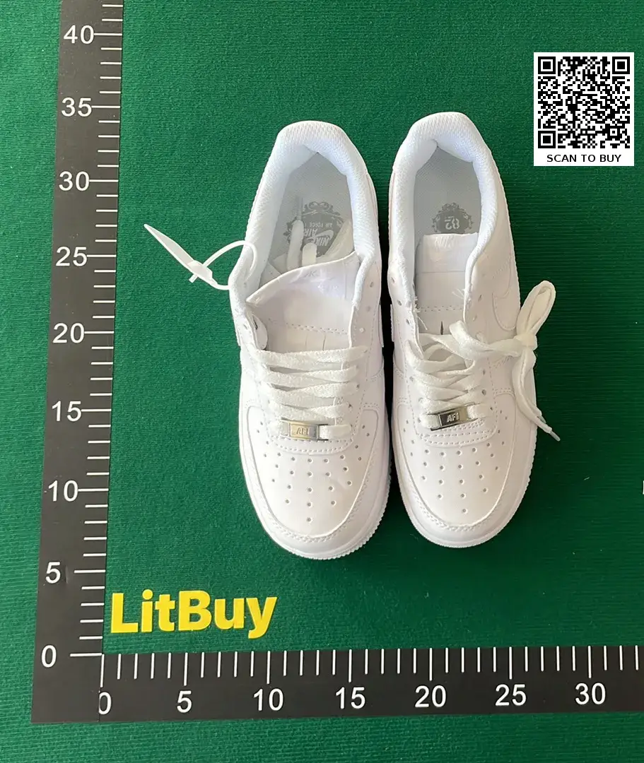 Nike Air Force 1 (20+)  in the Best OopBuy Spreadsheet QC photos