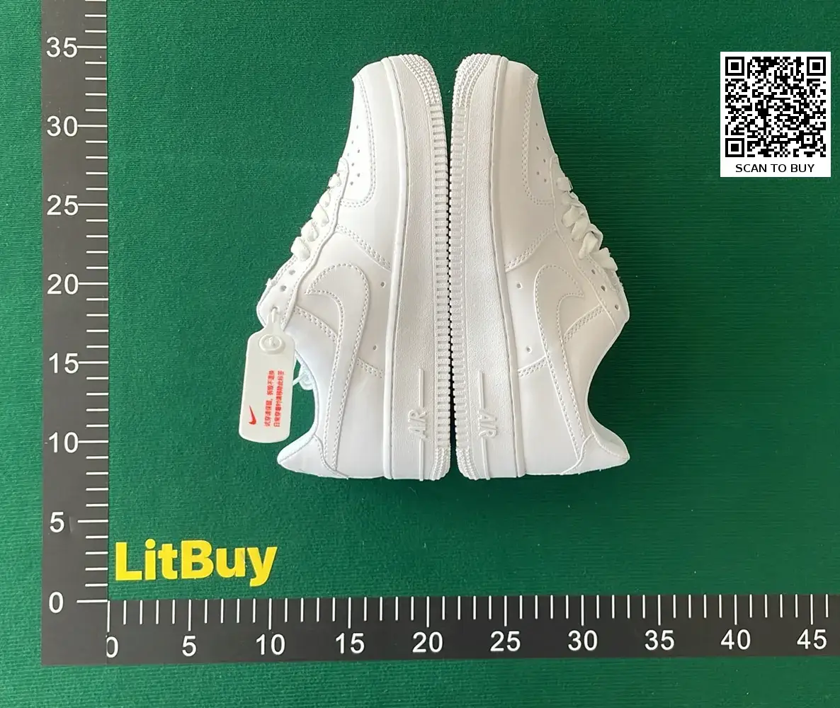 Nike Air Force 1 (20+)  in the Best OopBuy Spreadsheet QC photos
