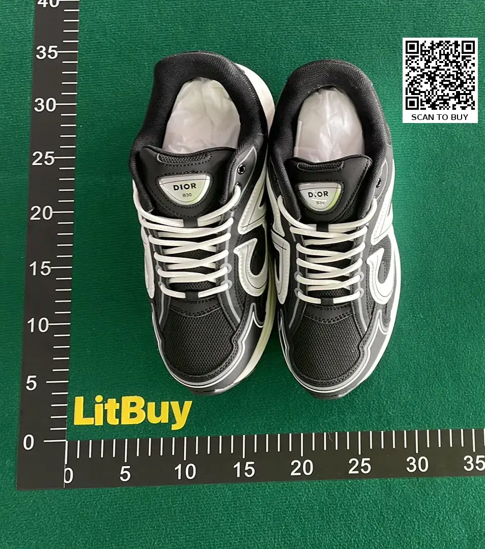 DC B30-L  in the Best OopBuy Spreadsheet QC photos