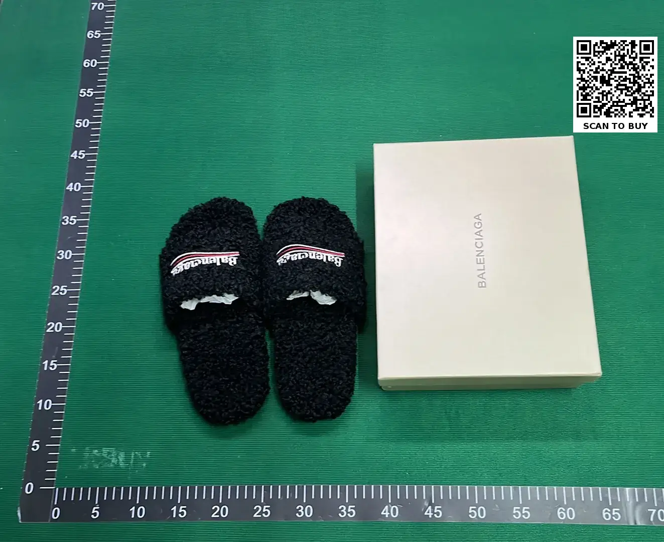 Balenciaga Furry (5+)  in the Best OopBuy Spreadsheet QC photos