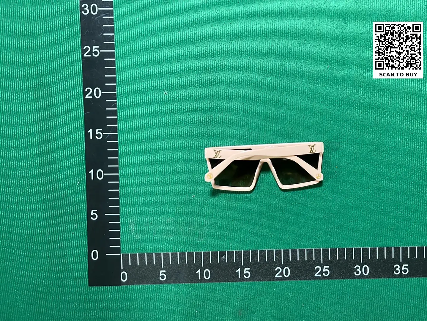 Louis Vuitton Sunglasses（30+）  in the Best OopBuy Spreadsheet QC photos