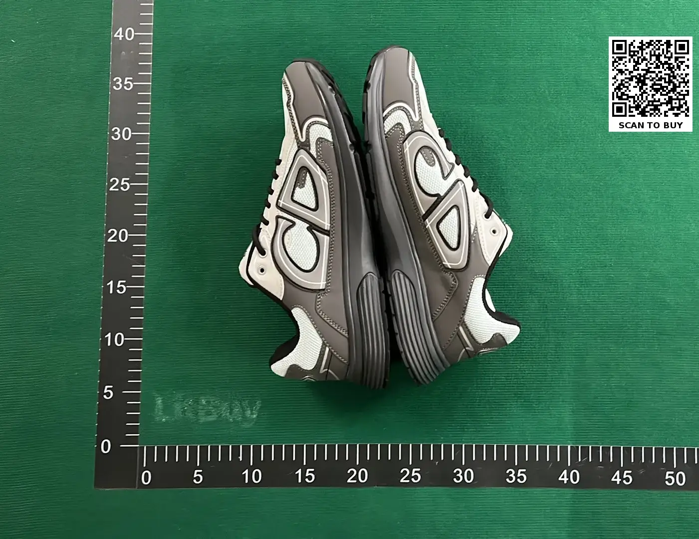 DC B30-L  in the Best OopBuy Spreadsheet QC photos