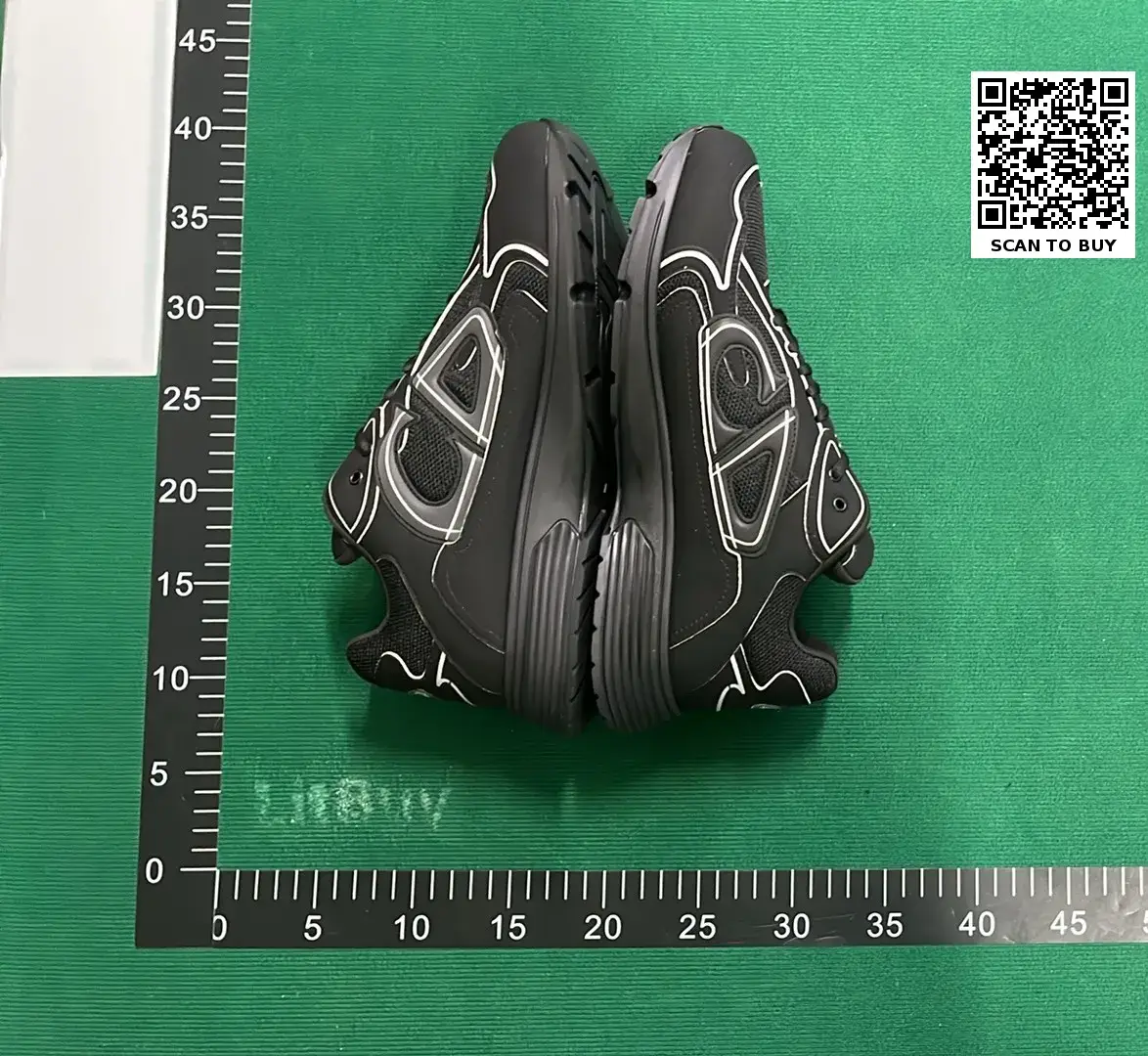 Dior B30 （10+）  in the Best OopBuy Spreadsheet QC photos