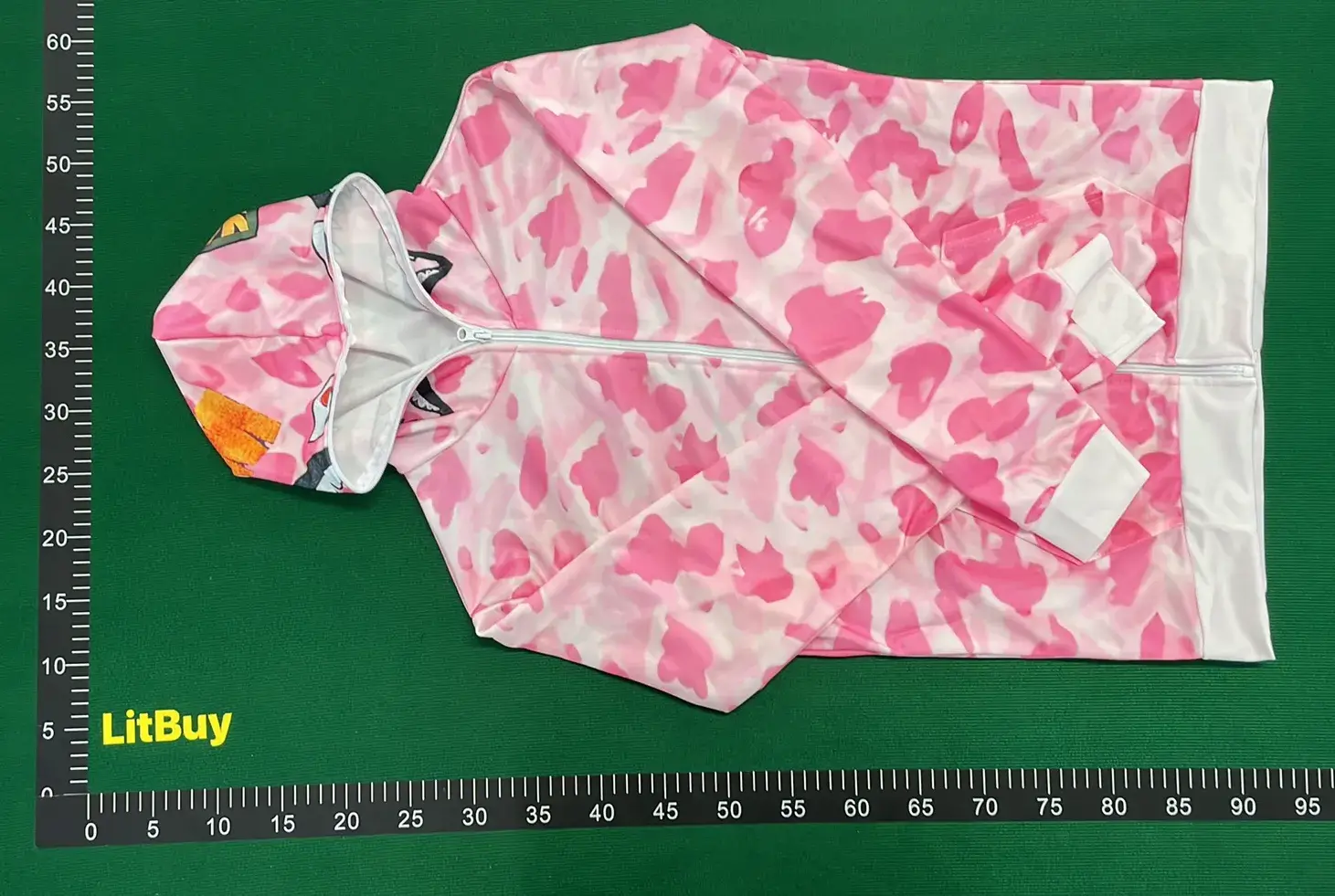 2025跨境鲨鱼卫衣男女3D印花经典多色大码宽松开衫连帽外套  in the Best OopBuy Spreadsheet QC photos
